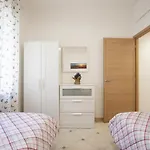 Cosy Apartment 5 Minutes From St Peter