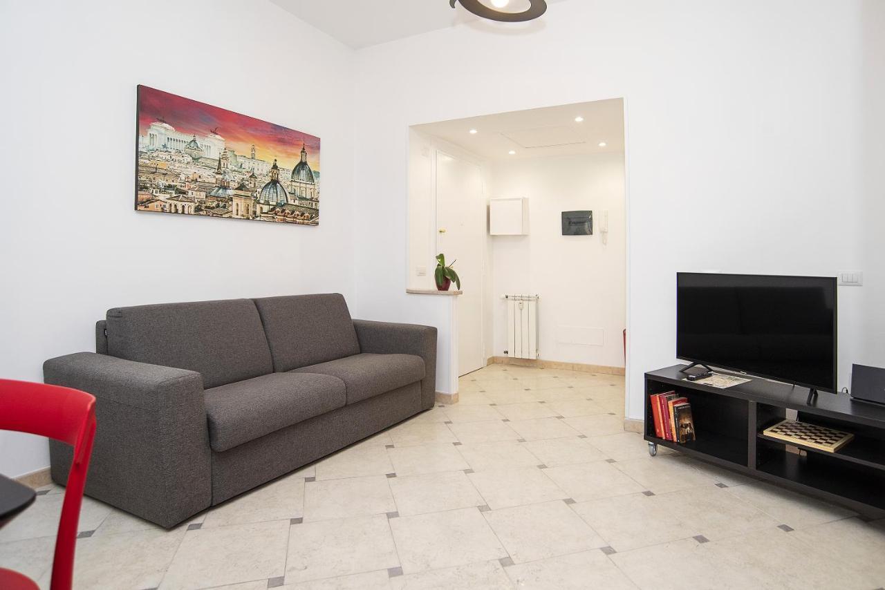 Cosy 5 Minutes From St Peter Apartamento Roma